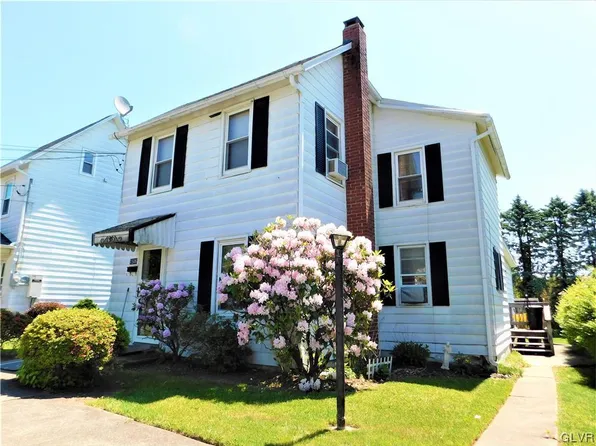 1506 Pine St, Pen Argyl, PA 18072