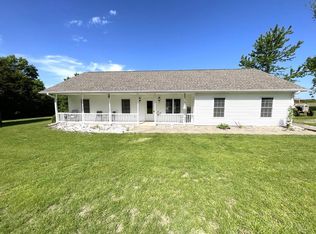 2917 County Road 2860, Higbee, MO 65257