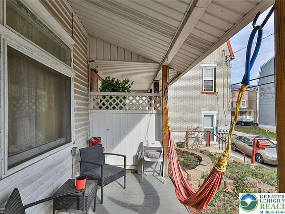 3rd image of 412 N Penn St