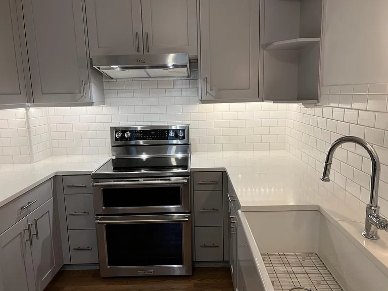 2015 NW Flanders St #304 — Photo 2