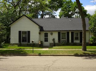 205 3rd St NE, Barnesville, MN 56514