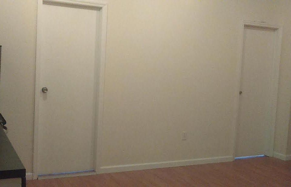 2nd image of 409 14th St APT 2R