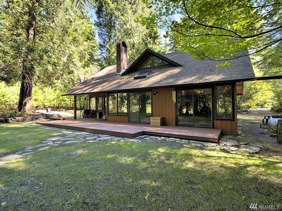 1st image of 21 N Kokanee Cove Way