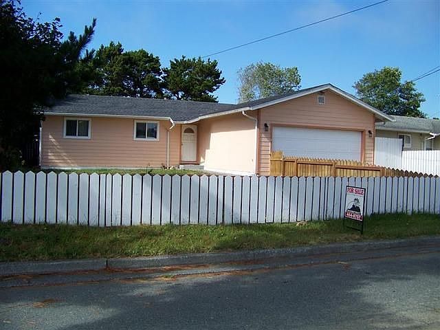 1st image of 634 Murphy Ave