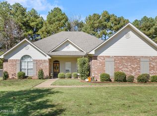 107 Brierfield Dr, Madison, MS 39110