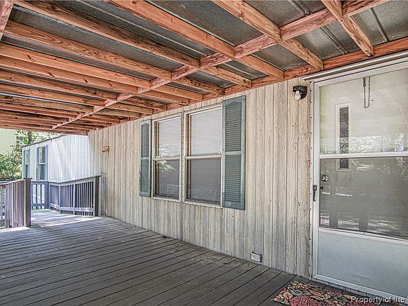 4th image of 151 Jesters Ln