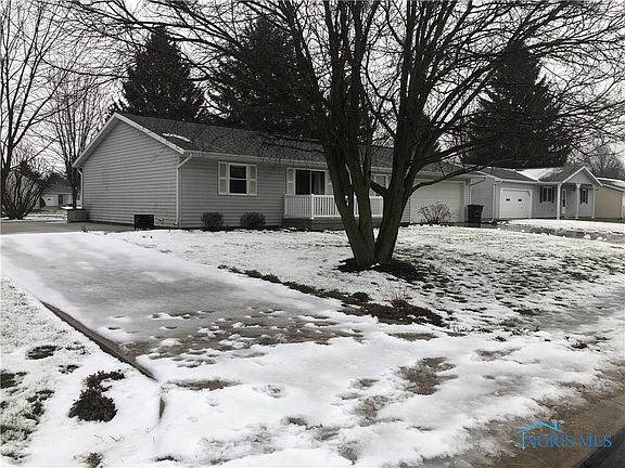 2nd image of 421 N Park Ln
