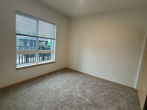 5th image of 625O W Meeker St #217