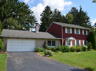 2923 Fischer Rd, Easton, PA 18045