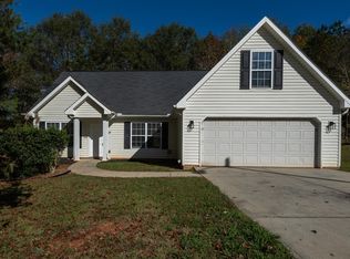 327 Sprucewood Ct, Greer, SC 29651