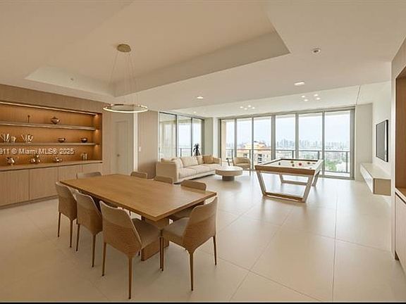 3rd image of 330 Sunny Isles Blvd Unit 5UPH03