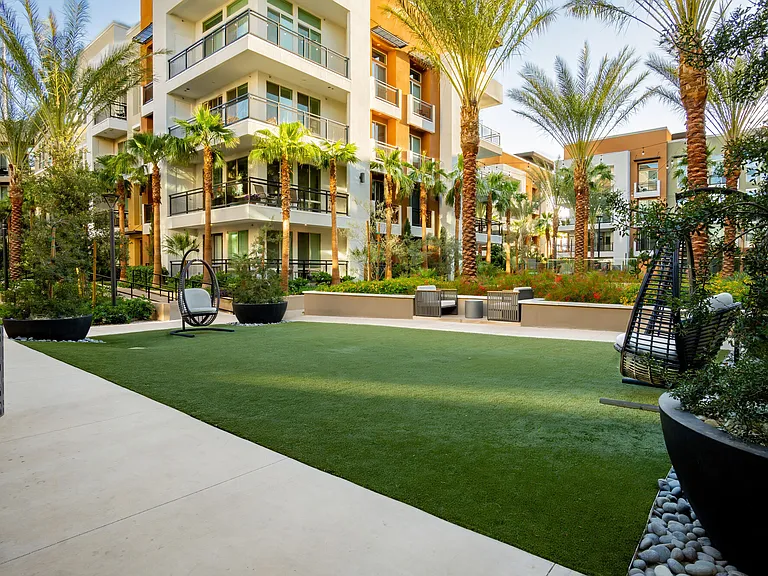 Aspire at Redwood — Photo 2