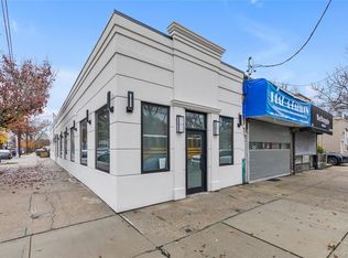 15-27 149th St, Whitestone, NY 11357