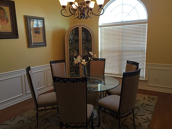 5th image of 796 Wickham Dr