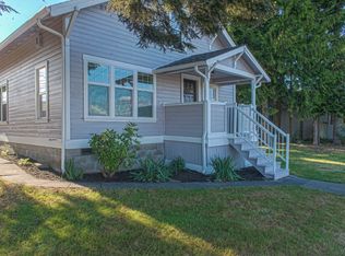 1108 E Marine View Dr, Everett, WA 98201