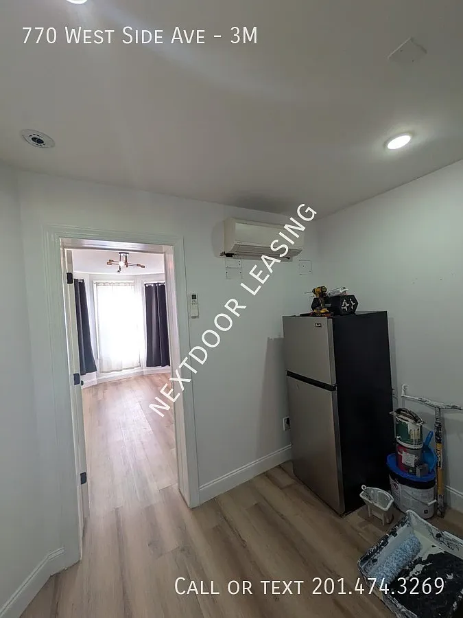 770 West Side Ave — Photo 3