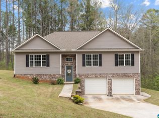 232 Country Rd, Warrior, AL 35180