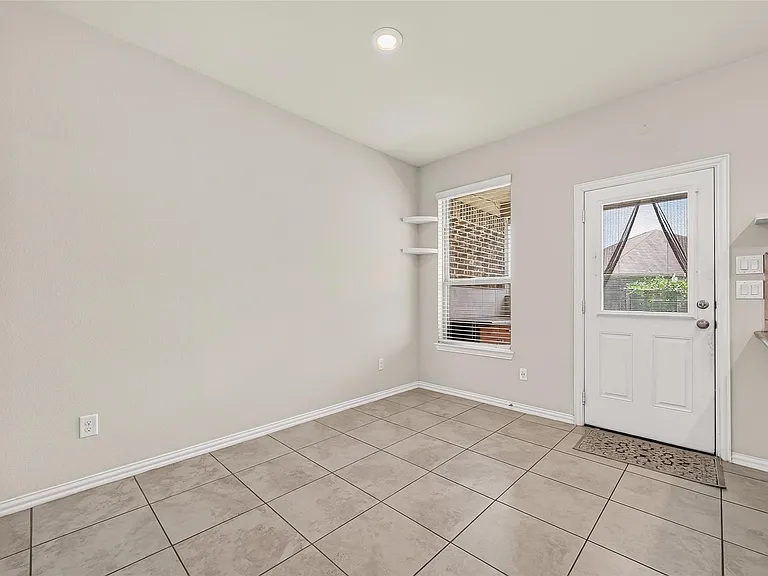 20223 Highfield Park Dr — Photo 9