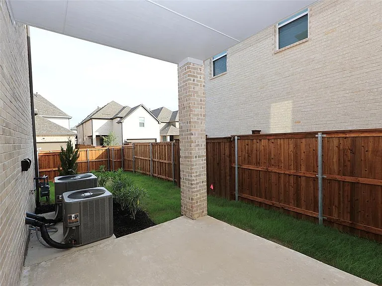 15579 Fringe Tree Rd — Photo 38