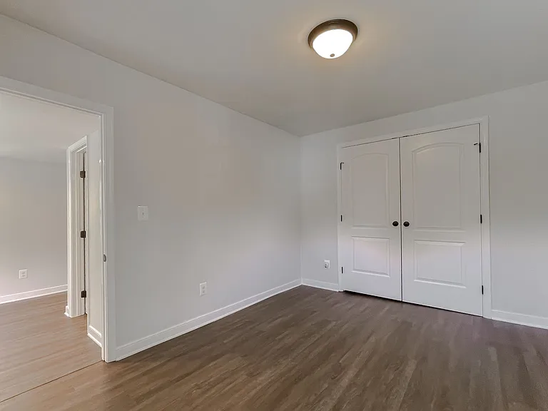 19831 Point Lookout Rd #9 — Photo 12