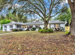 518 Coach Ln, Temple Terrace, FL 33617