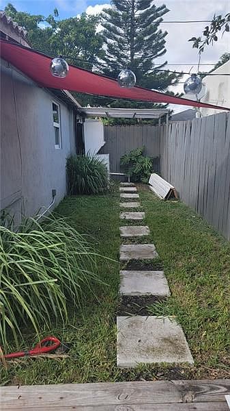 2nd image of 1833 Taylor St #3