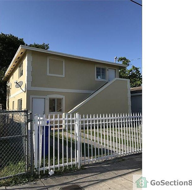 1st image of 1557 NW 62nd Ter