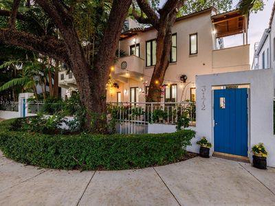3172 Jackson Ave #6, Miami, FL, 33133