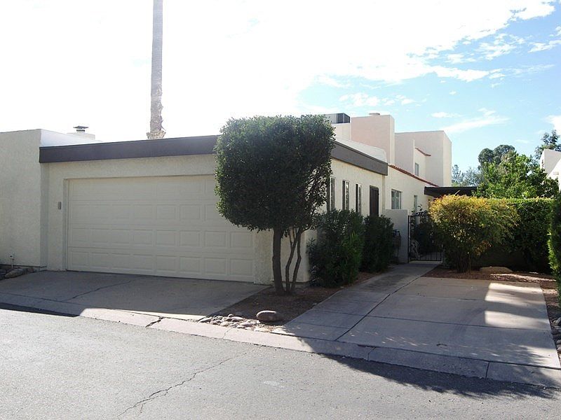 1st image of 2933 N Cascada Cir