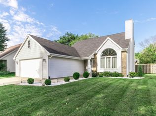 3949 S Packard Ave, Saint Francis, WI 53235