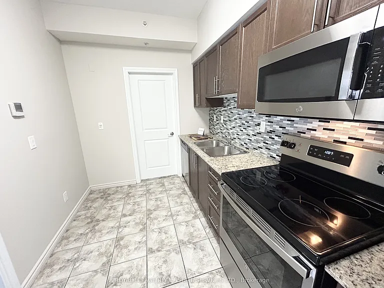 7 Rittenhouse Rd #404 — Photo 9