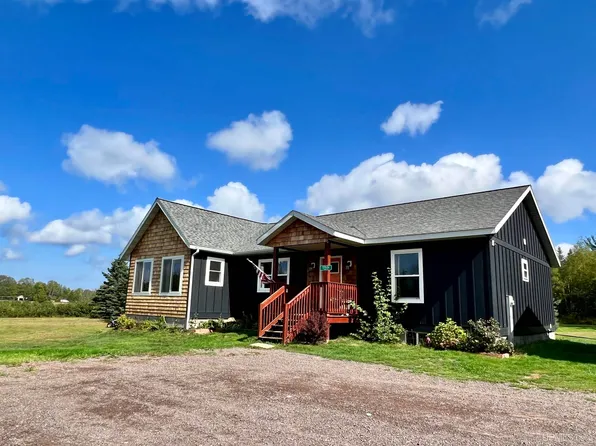 51526 Pontiac Rd, Hancock, MI 49930