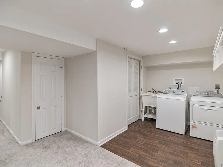 8904 Spur Rd — Photo 23