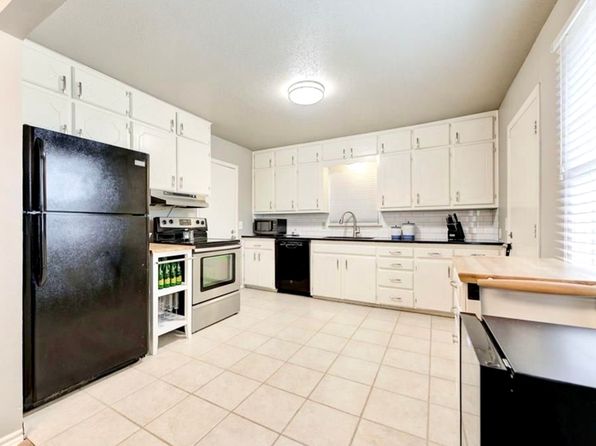 2504 Huntleigh Dr