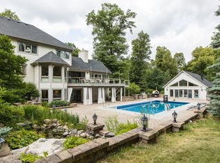 1096 Weatherhill Woods Ln SW, Rochester, MN 55902