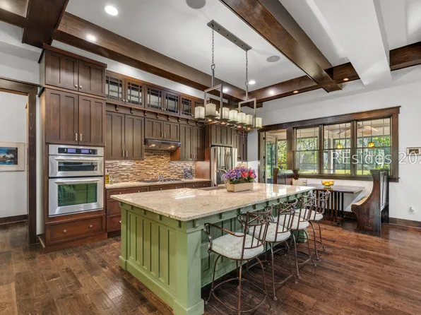 7 Normandy Cir, Bluffton, SC 29910