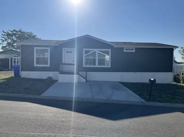 Durango Plan, Holiday Hills Village
