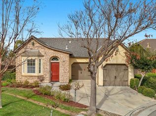4201 Serena Ln, Clovis, CA 93619