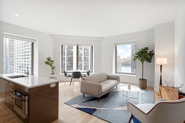 Rented by R New York | media 1