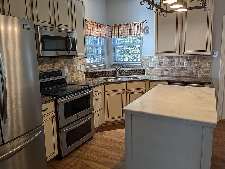 9 Colleton Ct — Photo 5
