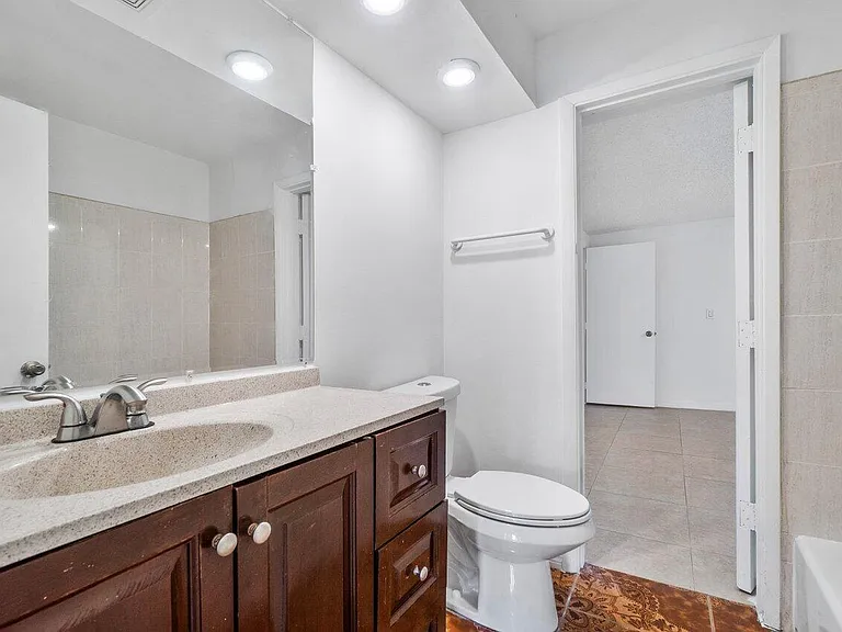4271 Empress St — Photo 19