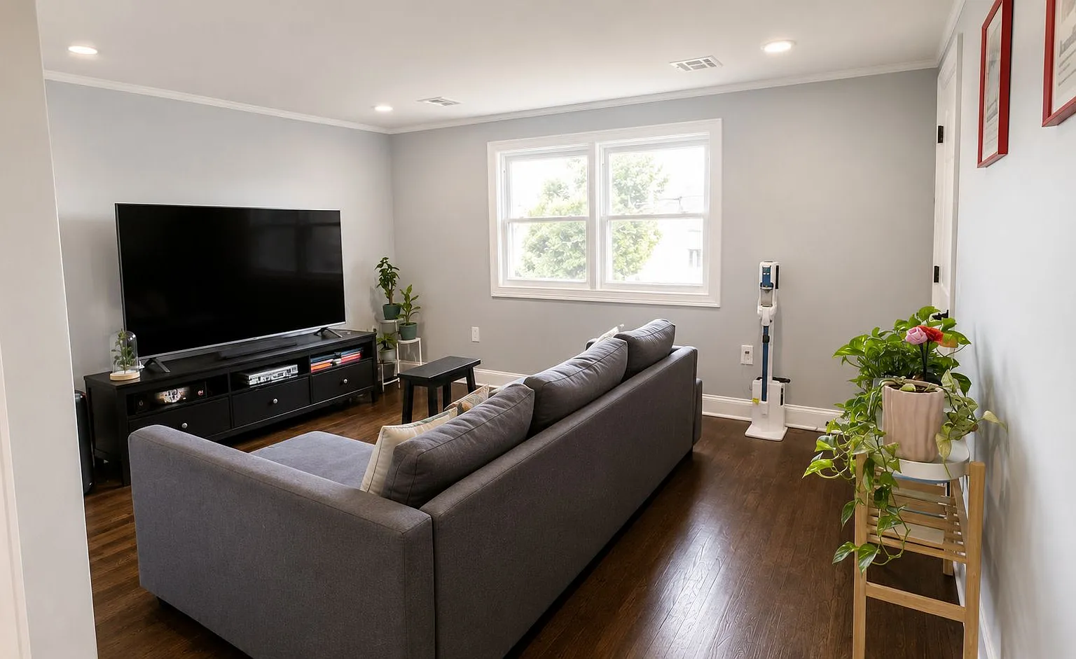 2 bed, $2,300 — Photo 4