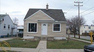 3rd image of 1591 Washington Ave