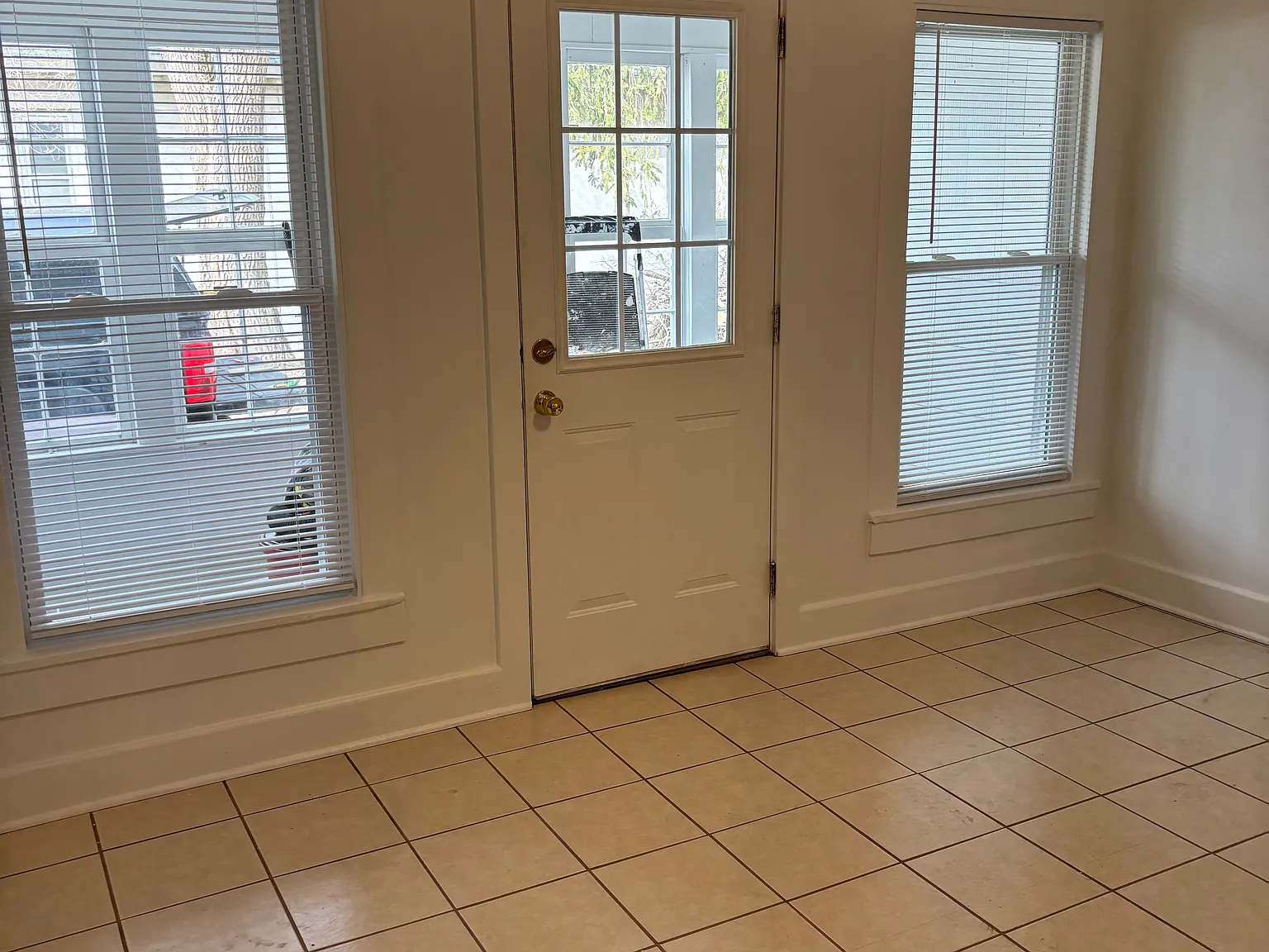 3 bed, 1500 sqft, $1,850 — Photo 4