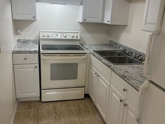5th image of 2629 Broadway APT 7