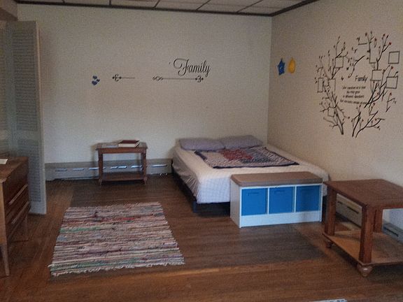 2nd image of 1808 Brownsville Rd #1