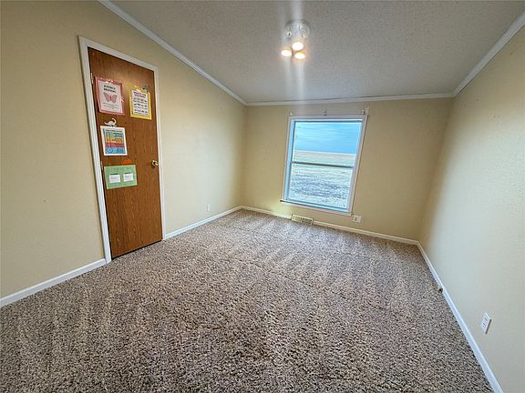 5th image of 30582 NE U Rd