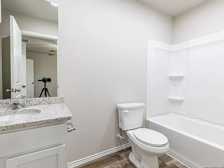 173 Damon Dr — Photo 11