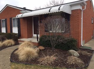 29276 Eiffel Ave, Warren, MI 48088