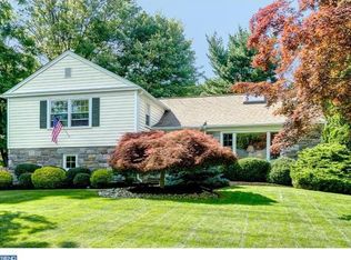 587 Brinton Rd, Wayne, PA 19087